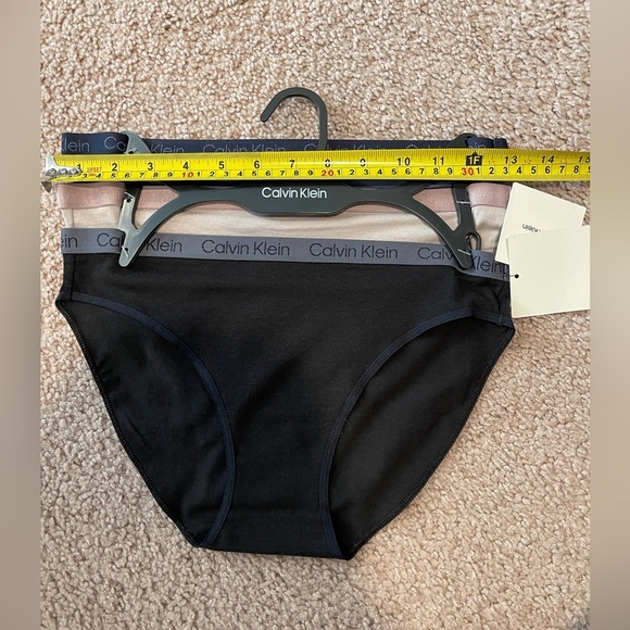 CALVIN KLEIN 3pcs Cotton Modal Blend Underwear - Picture 4 of 6